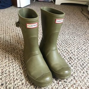 HUNTER BOOTS Army Green Mid-Calf Women’s Boots